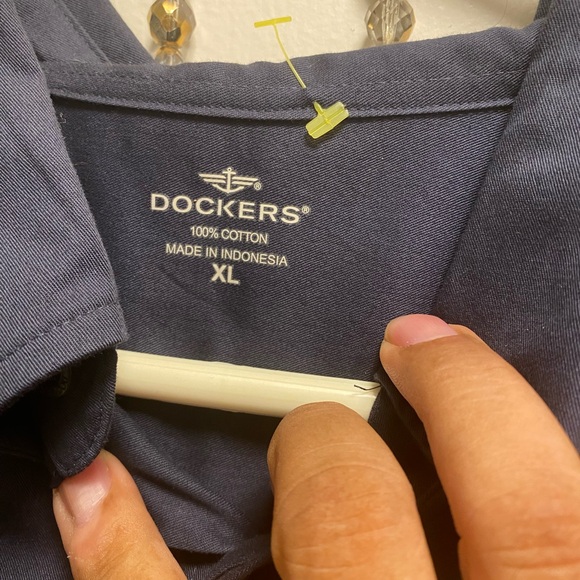 Dockers Tour Long Sleeve Shirt Button Up Pocket 100% Cotton Black Size XL(New) - Picture 13 of 14